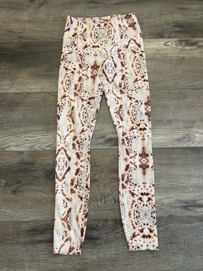 Varley cream & Brown Snake Print Leggings worn once size XS